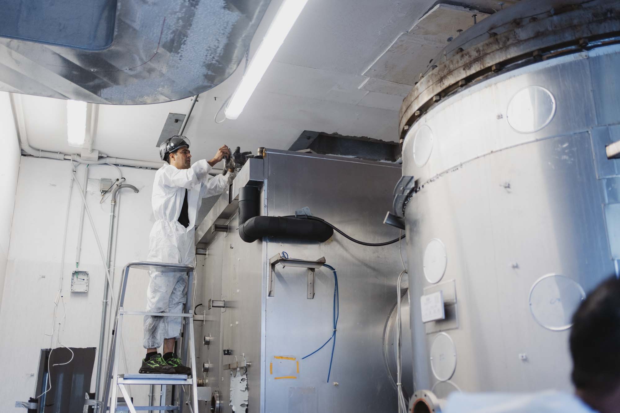 Dismissione reparto farmaceutico-13