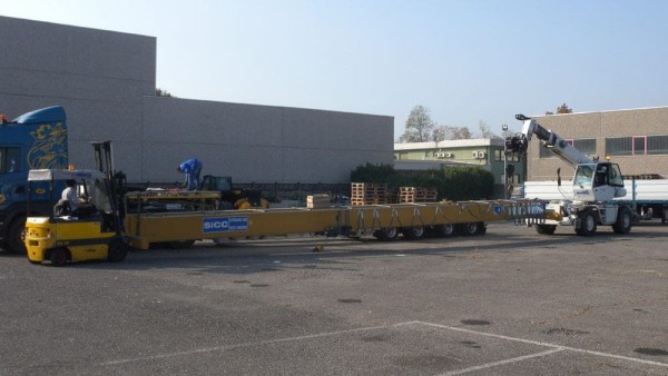 carroponte smontato pronto al carico