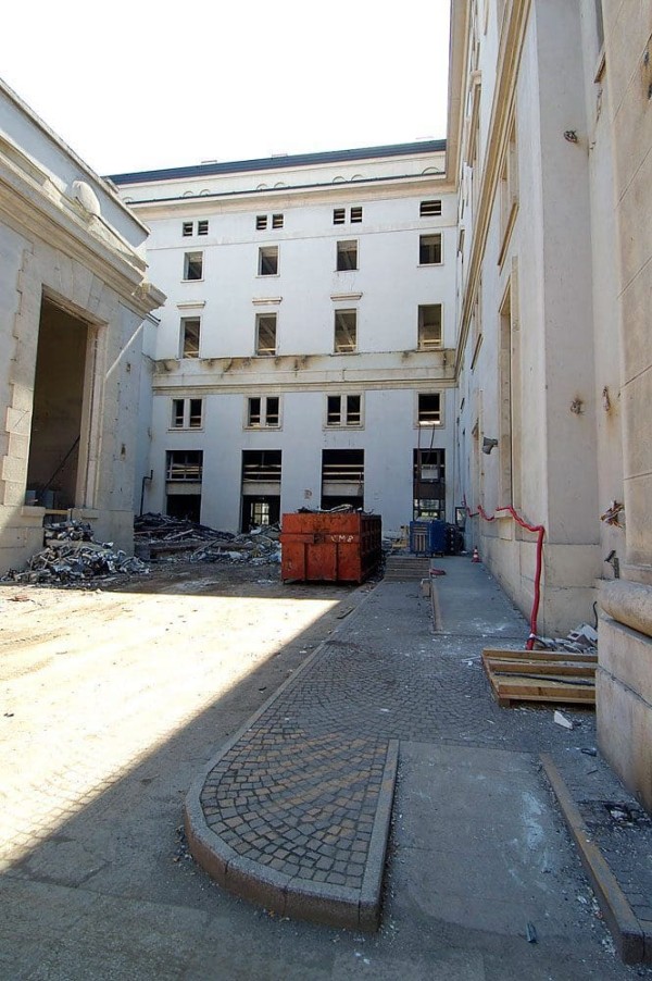 stripout Ferrante Aporti Milano