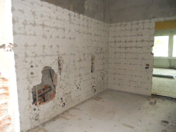 strip out – demolizione – Bagni demoliti