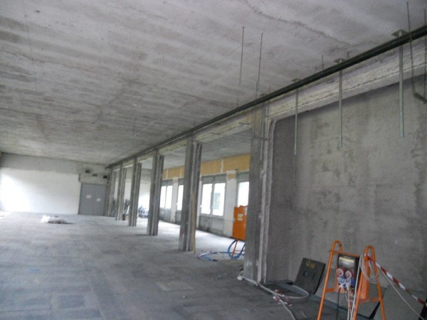 strip out – demolizione – uffici ultimati