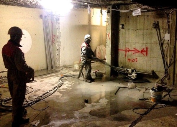 Demolizione controllata