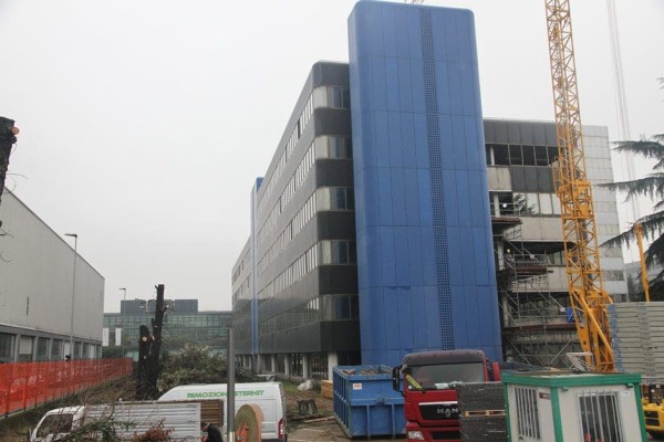 fasi di demolizione facciate