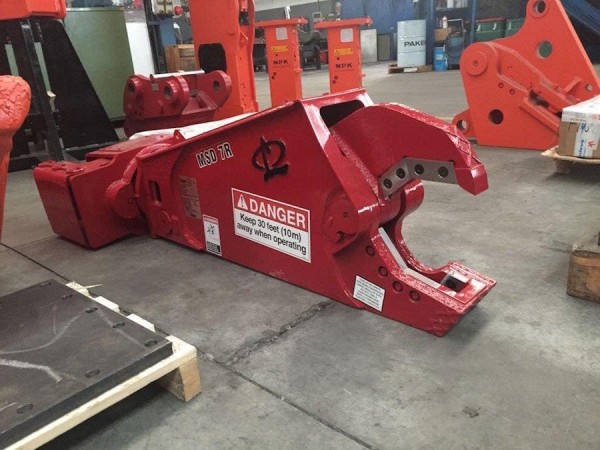 Nuova cesoia Labounty 7R per demolizione ferro