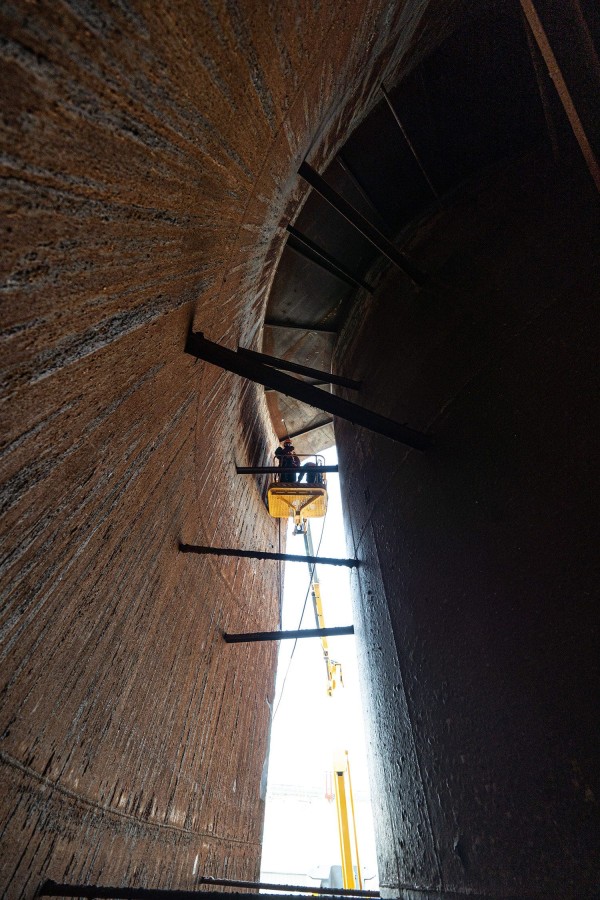 Demolizione di un serbatoio di accumulo per impianto antincendio a Settala Demolizione di un serbatoio di accumulo per impianto antincendio a Settala