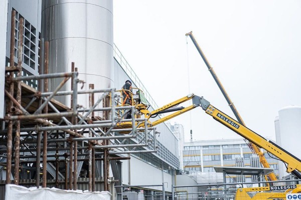 Demolizione impianti e smontaggi conservativi settore farmaceutico