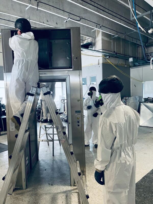 decommissioning di reparti farmaceutici in stabilimento attivo